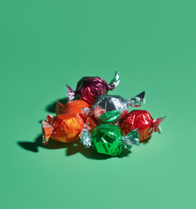 happelshmatz_Studio_photography_of_a_small_pile_of_halloween_ca_ce244a4b-a1f6-43d4-a425-07da4c591554